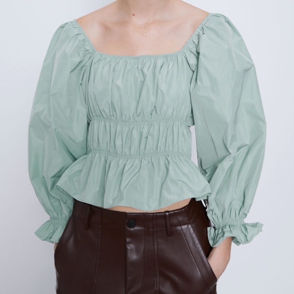 NEW ZARA STRETCH TOP